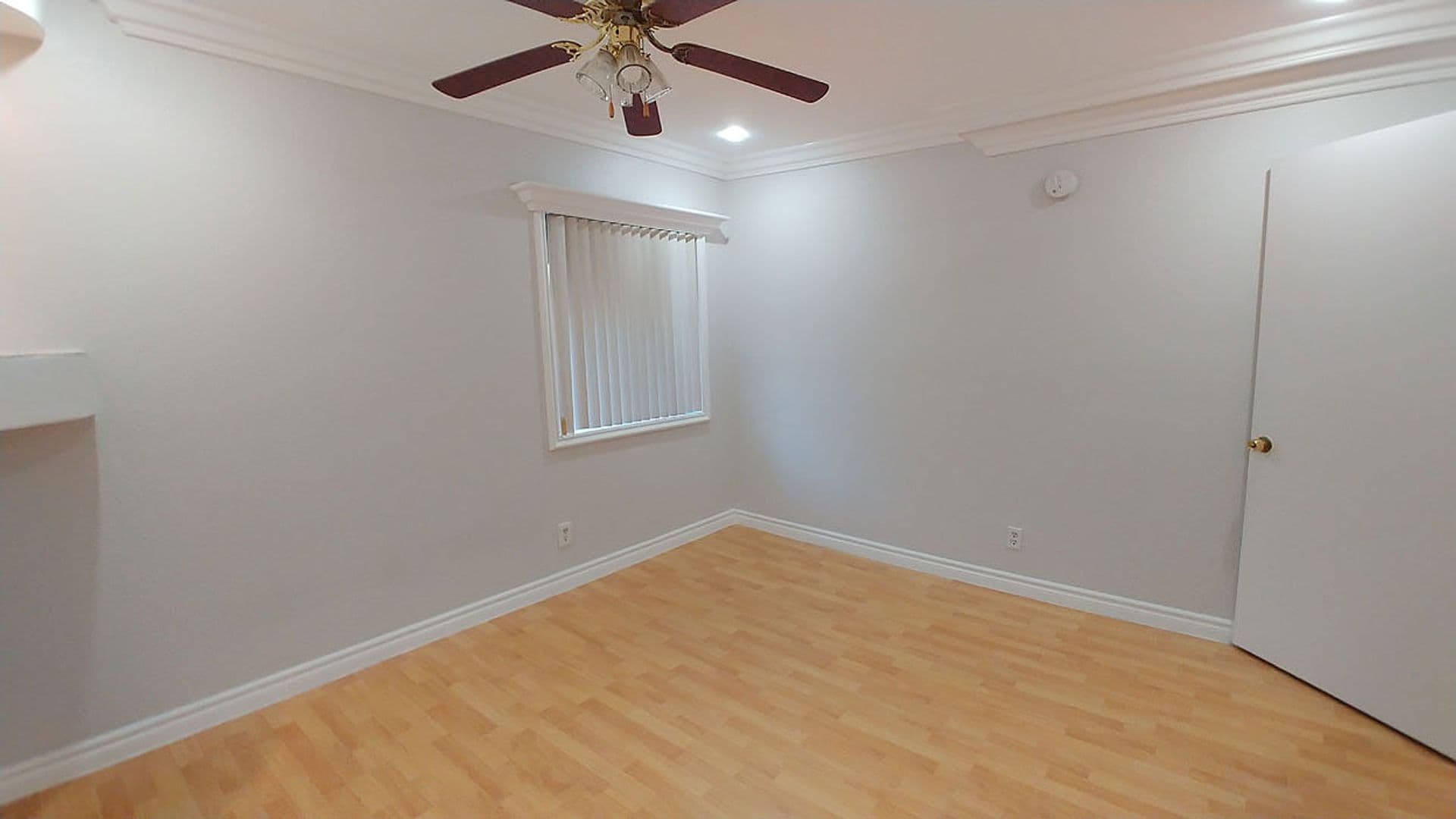 Hollywood Hills Apartment: 2069 N. Argyle Ave.