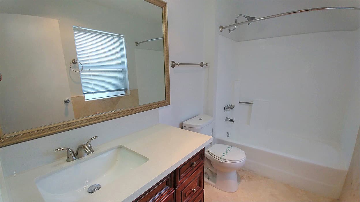 Toluca Lake Apartment: 10741 Camarillo St.