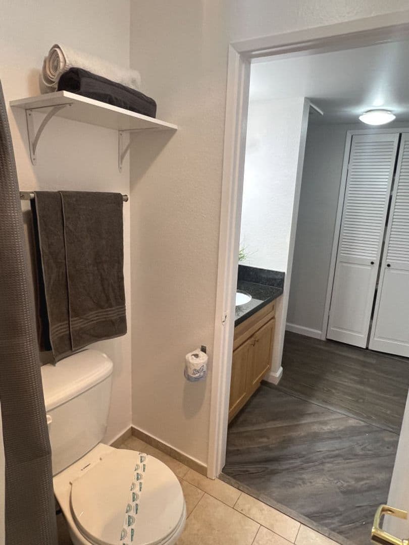 Los Angeles Apartment: 6311 Monterey Rd.