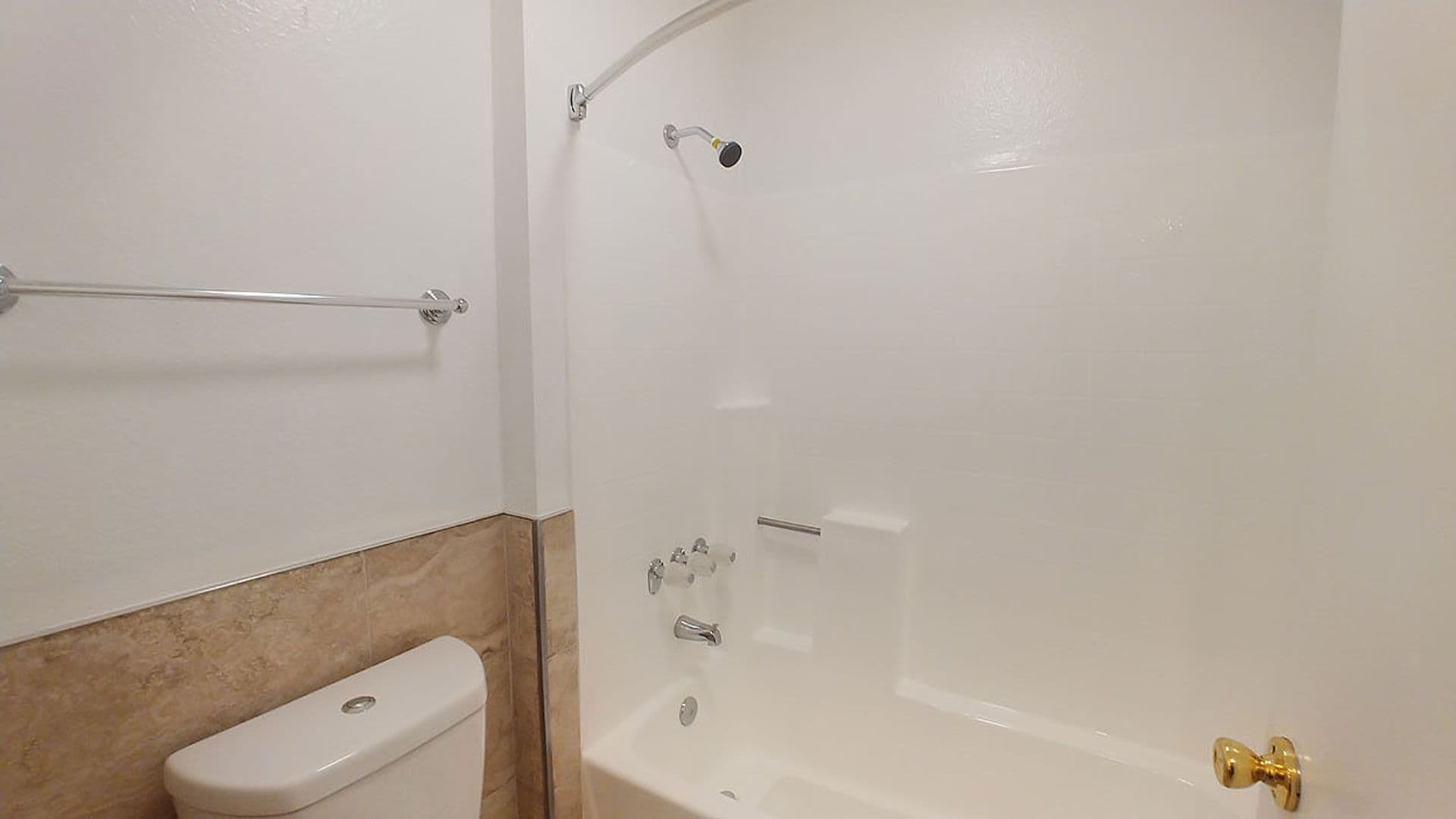 Toluca Lake Apartment: 10741 Camarillo St.