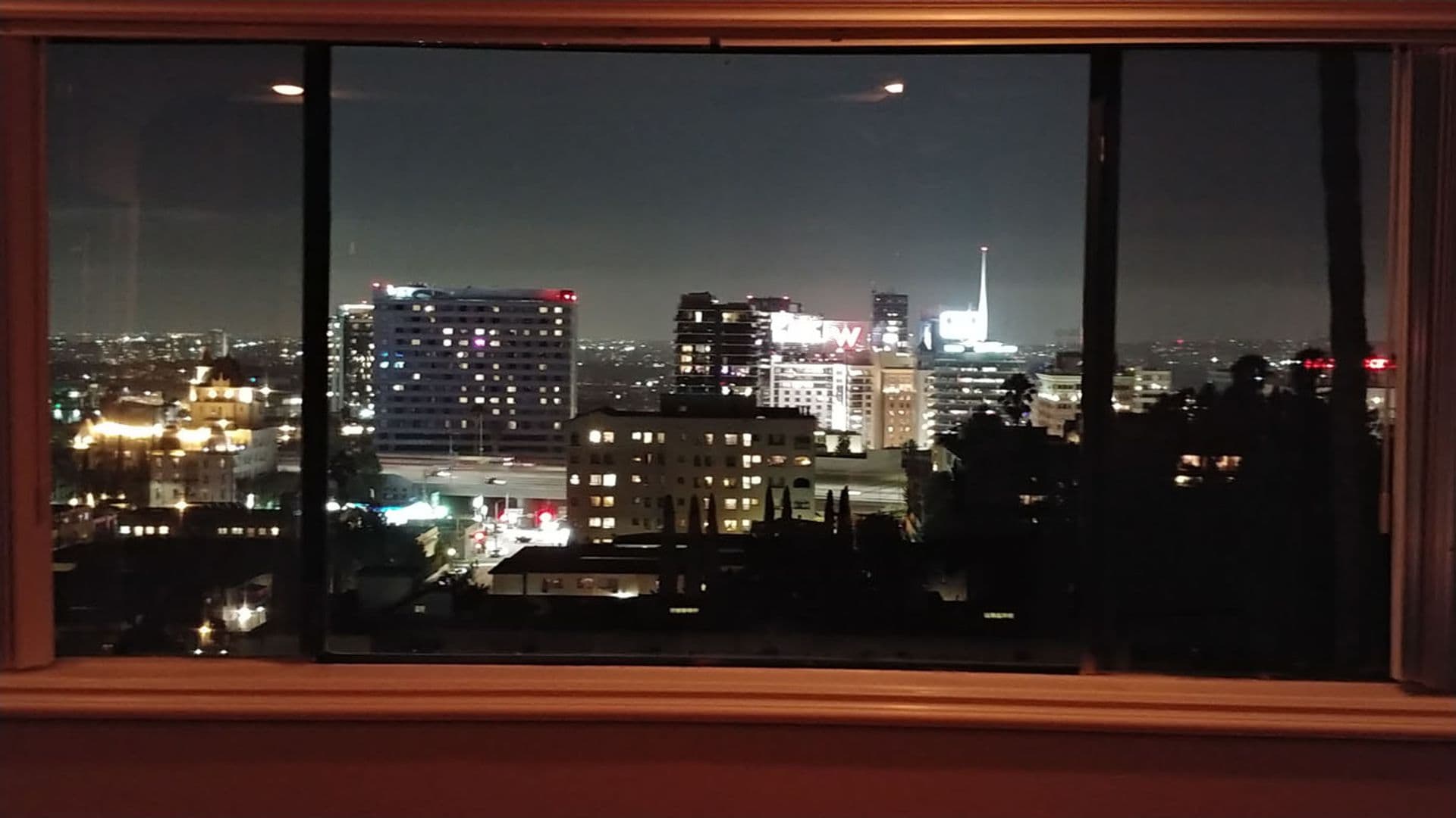 Hollywood Hills Apartment: 2069 N. Argyle Ave.