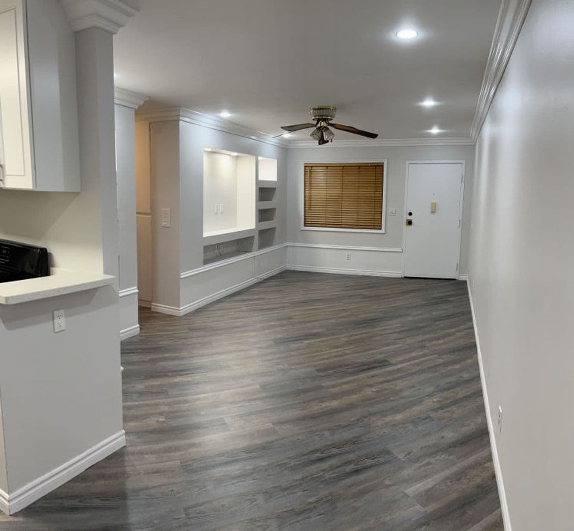 North Hills Apartment: 8950 Memory Park Ave.