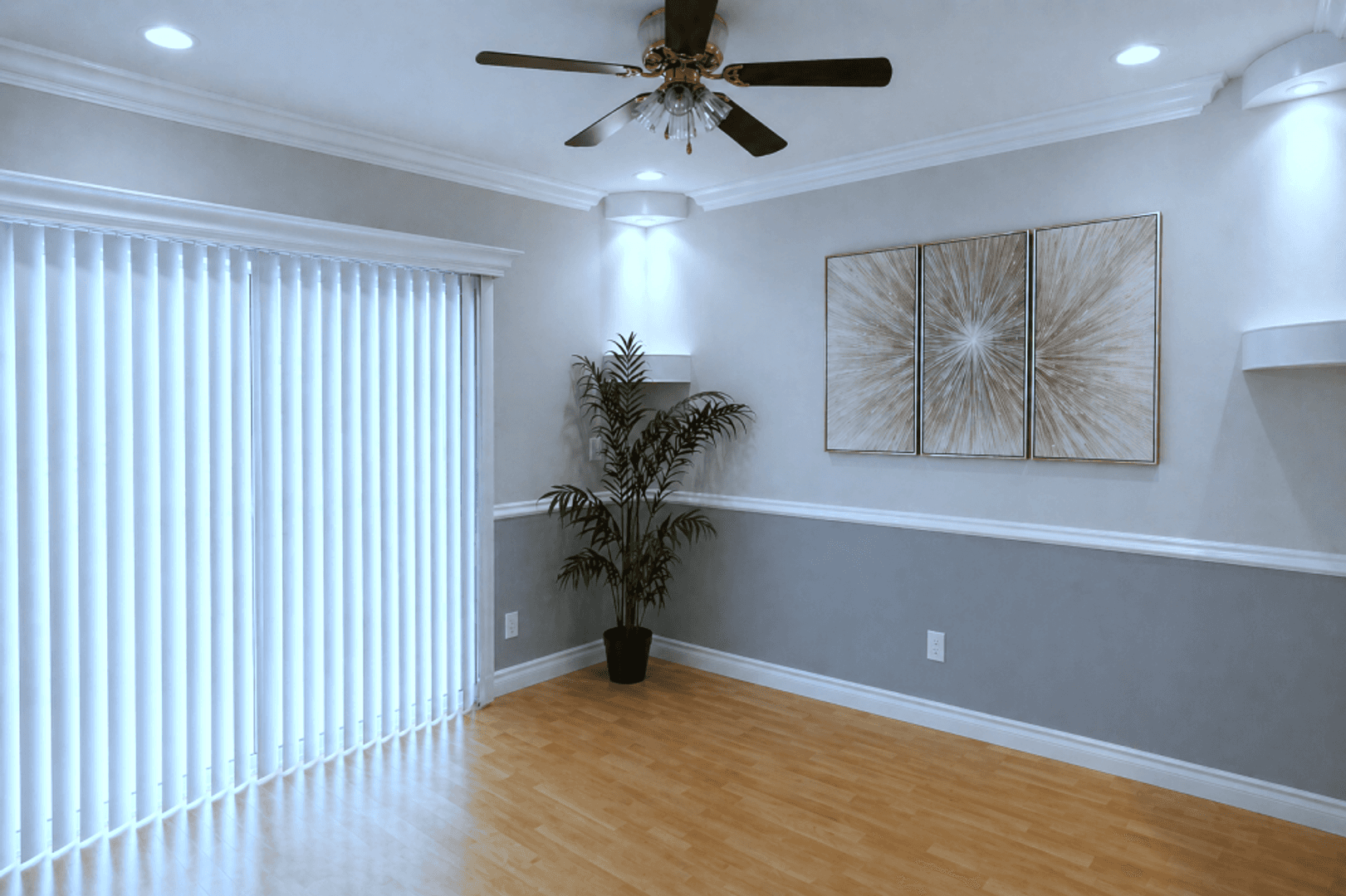 Hollywood Apartment: 1730 N. Gramercy Pl.