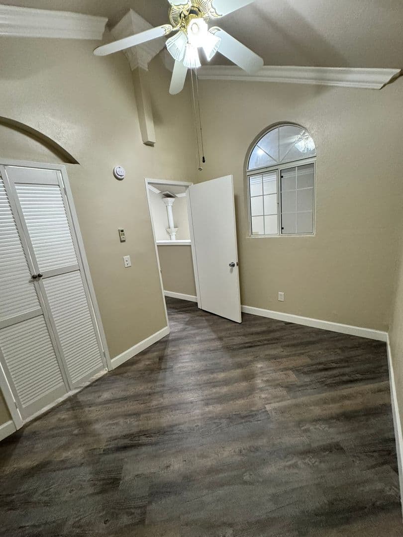 Rialto Apartment: 1414 N. Riverside Ave.