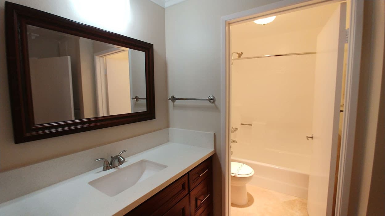 Toluca Lake Apartment: 10741 Camarillo St.