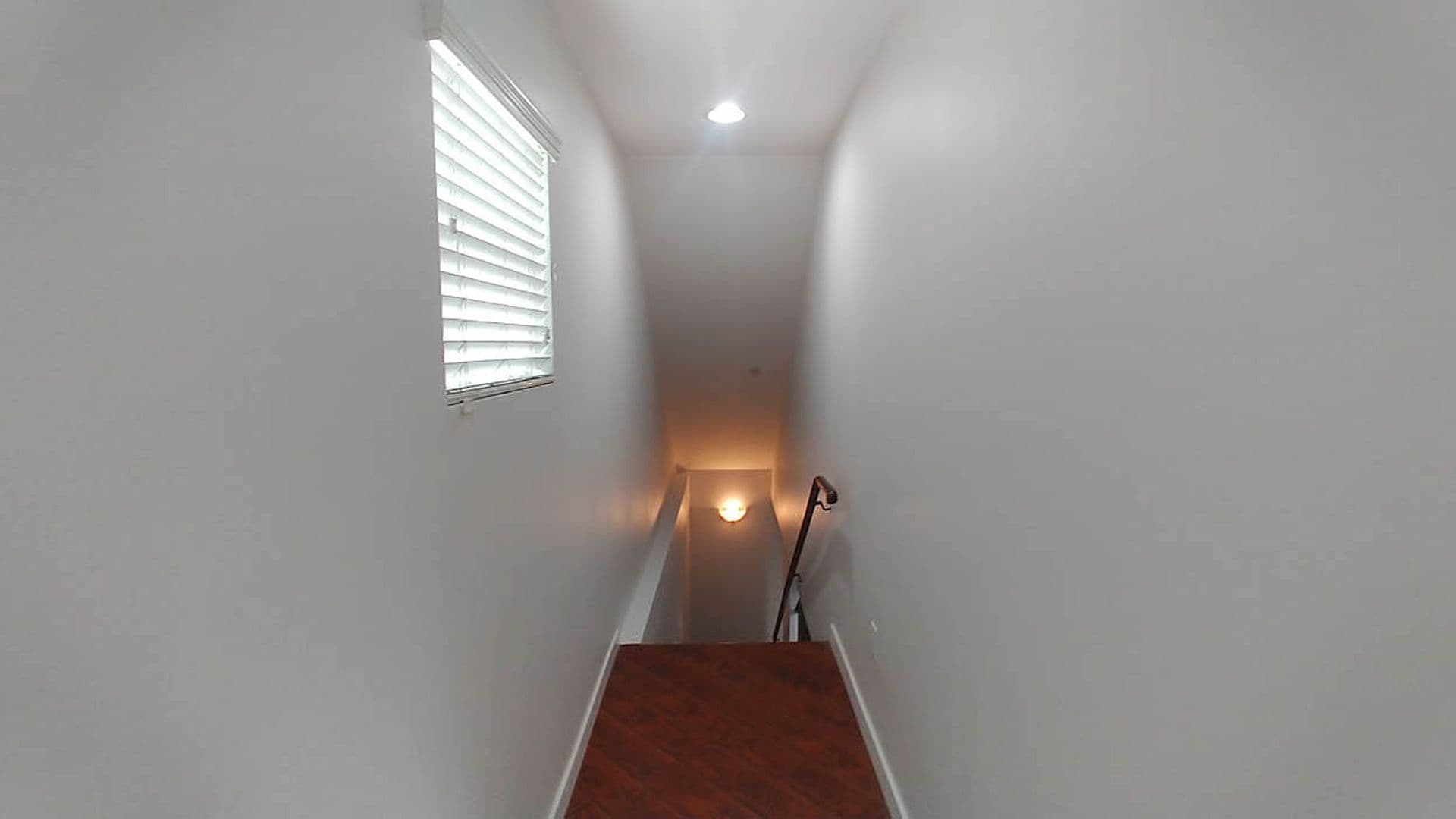 Granada Hills Apartment: 11541 Blucher Ave