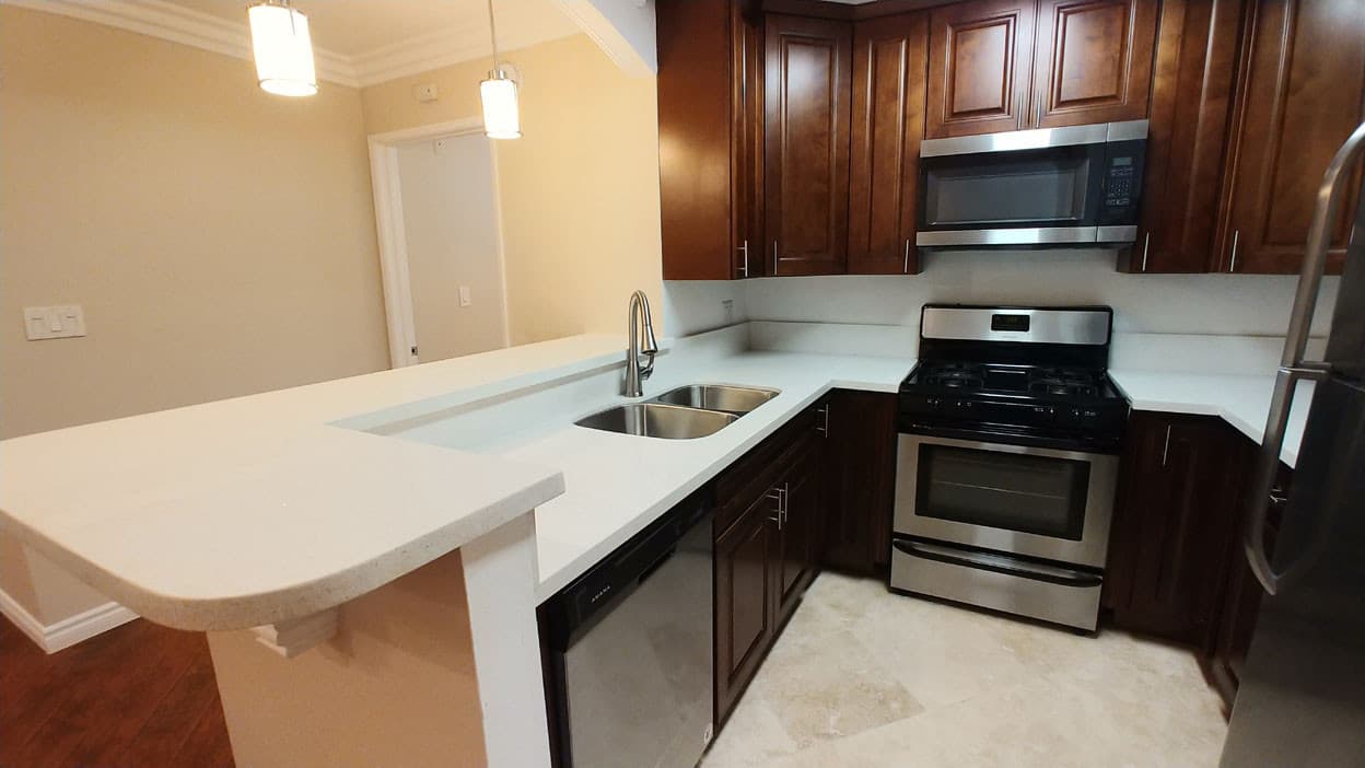 Toluca Lake Apartment: 10741 Camarillo St.