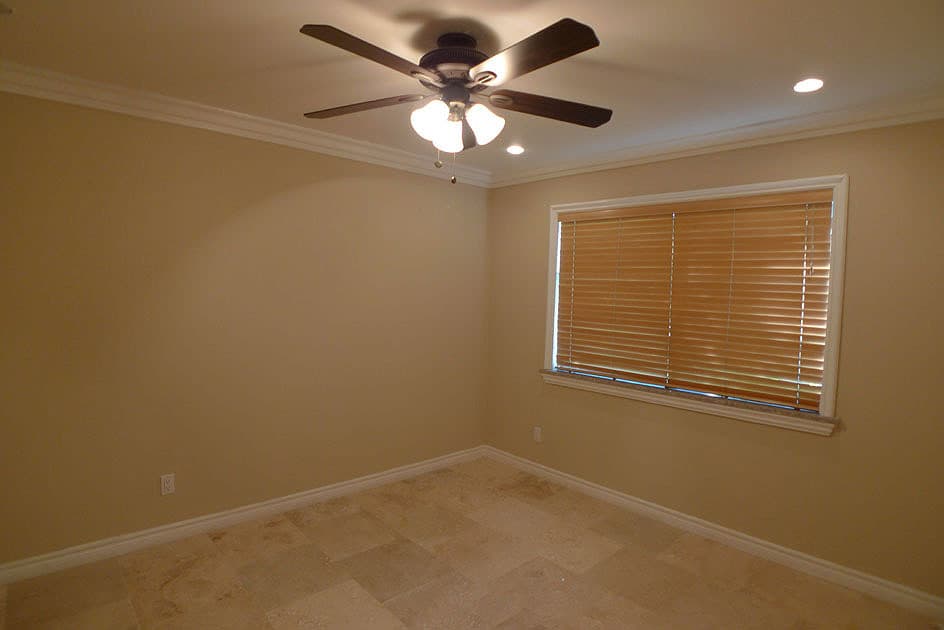 North Hills Apartment: 8950 Memory Park Ave.