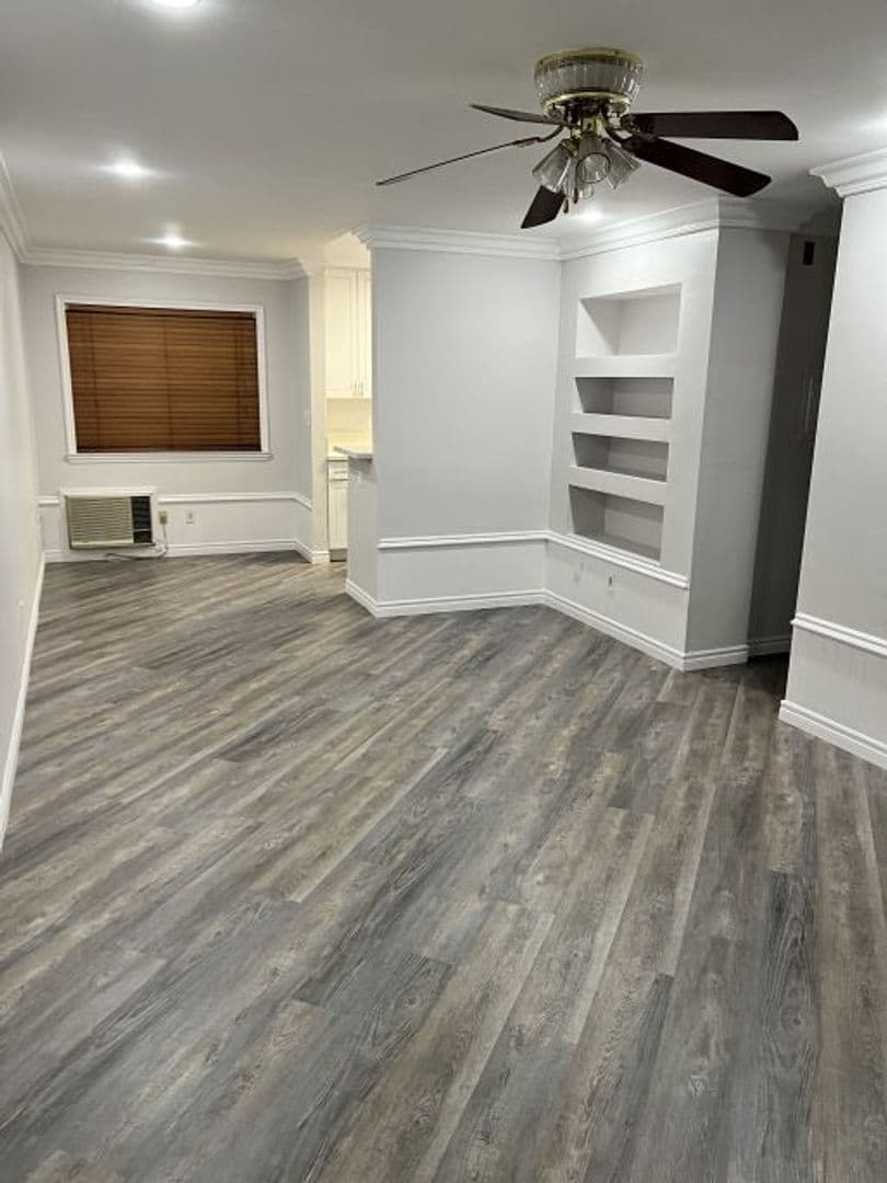 North Hills Apartment: 8950 Memory Park Ave.