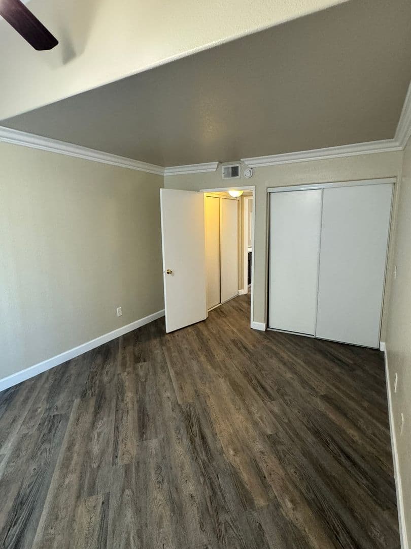 Rialto Apartment: 1414 N. Riverside Ave.