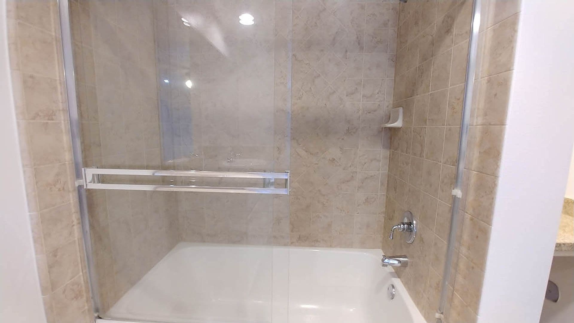 Granada Hills Apartment: 11541 Blucher Ave