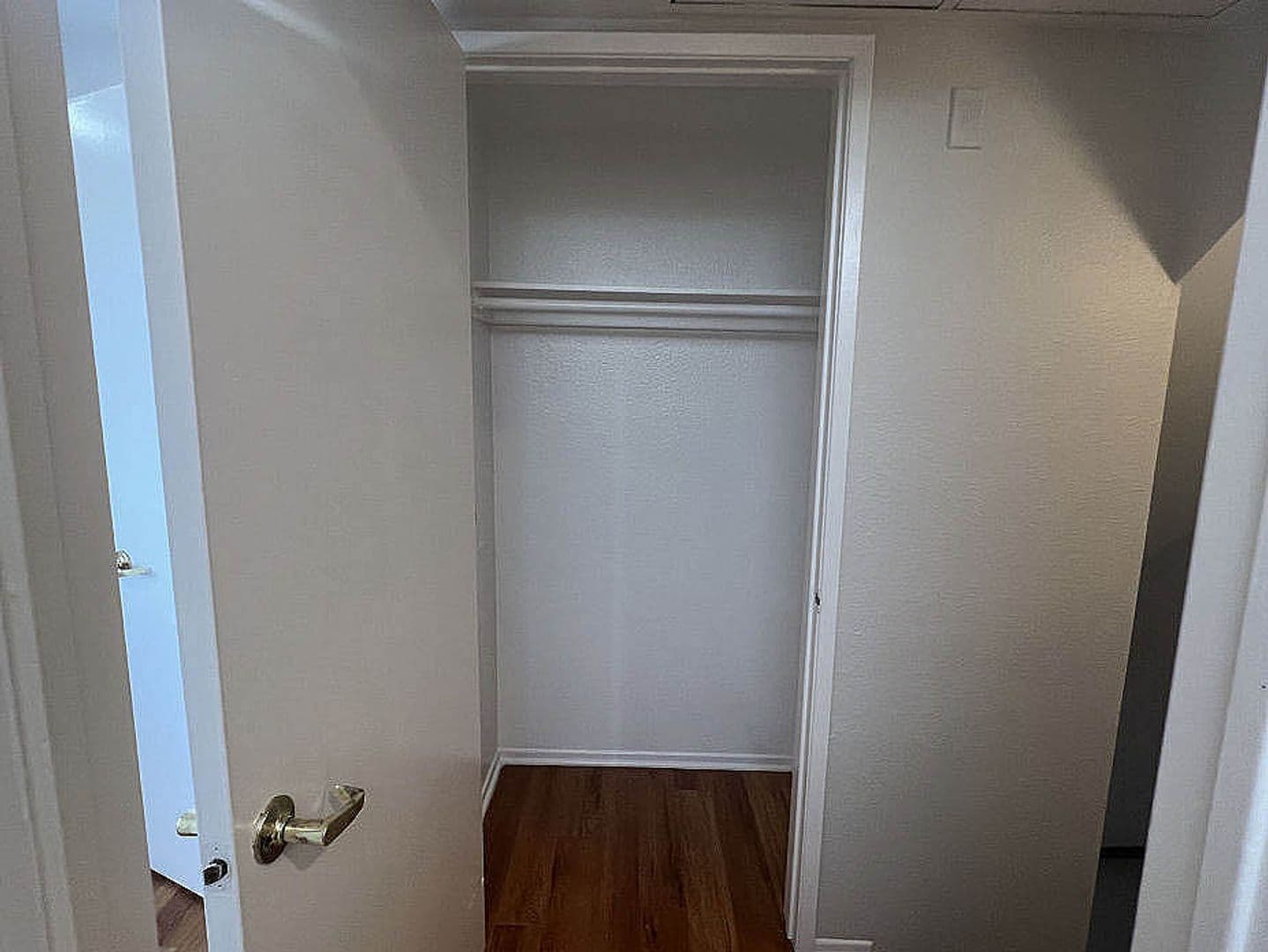Los Angeles Apartment: 6311 Monterey Rd.