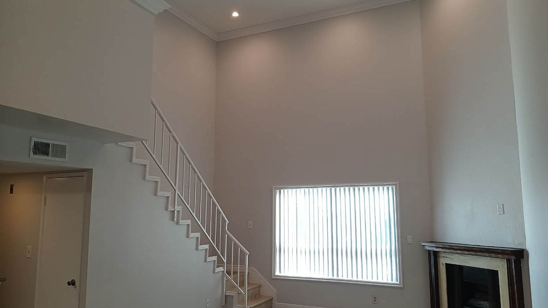 Van Nuys Apartment: 7440 N. Sepulveda Blvd.