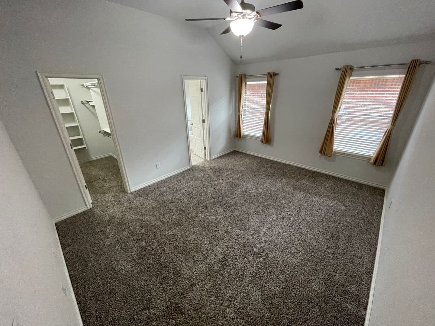 Yukon House: 3208 Texarkana Ct