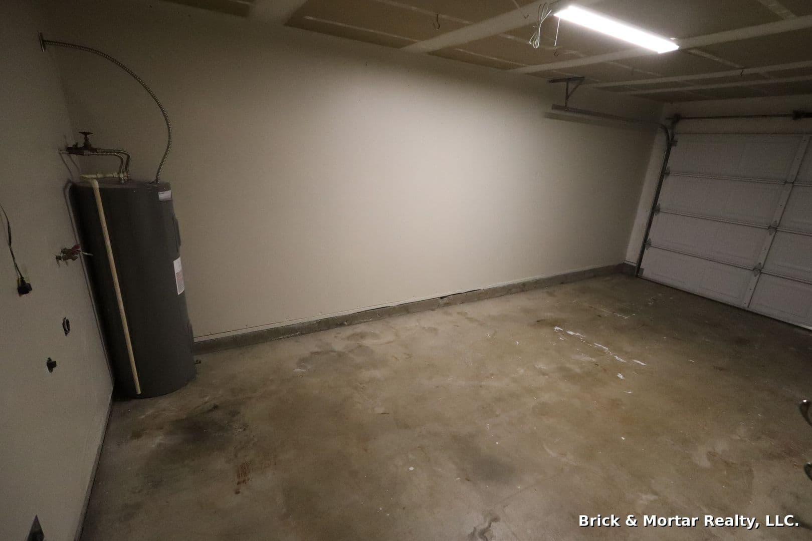 Sublimity Apartment: 115-117 Sw 9th St.