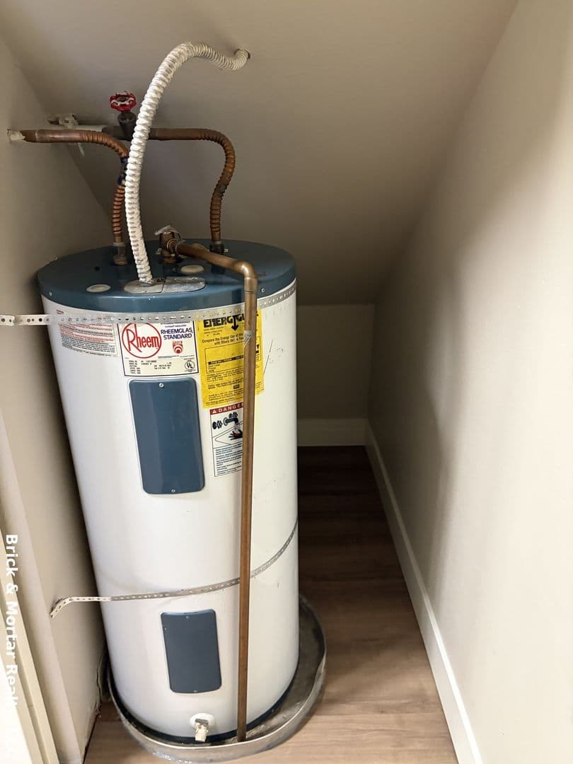 Molalla Apartment: 300 Kennel Ave