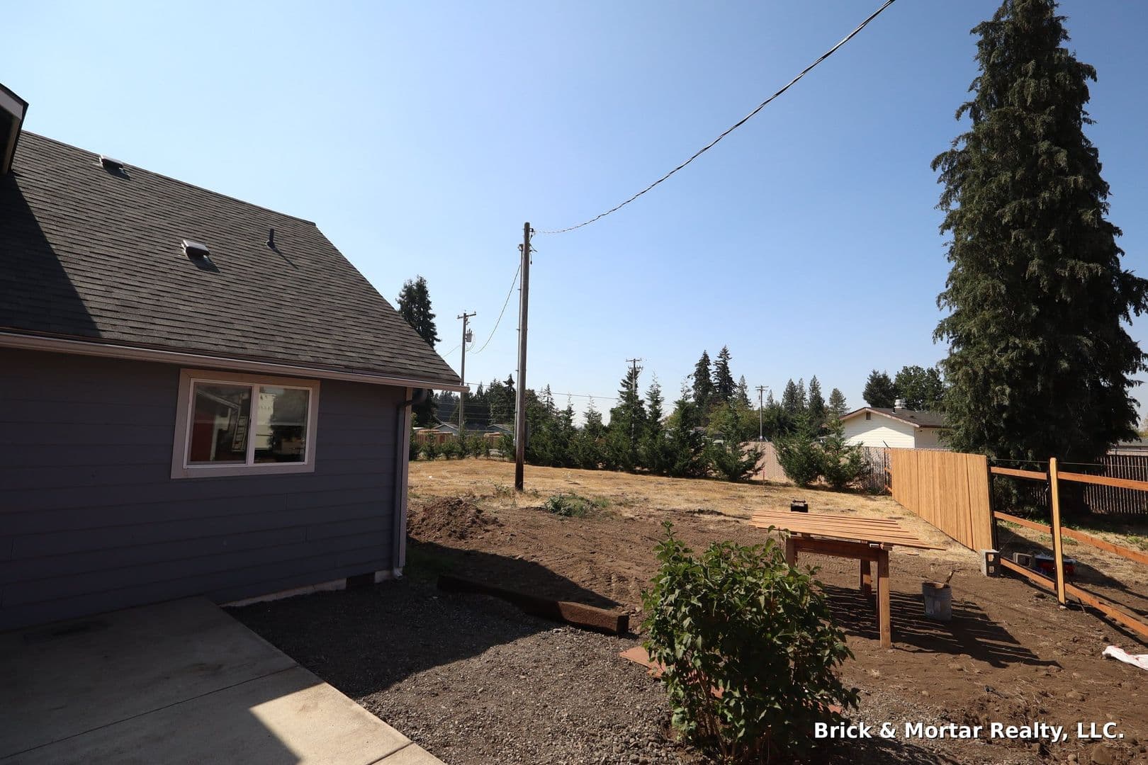 Aumsville House: 9384 Golf Club Rd