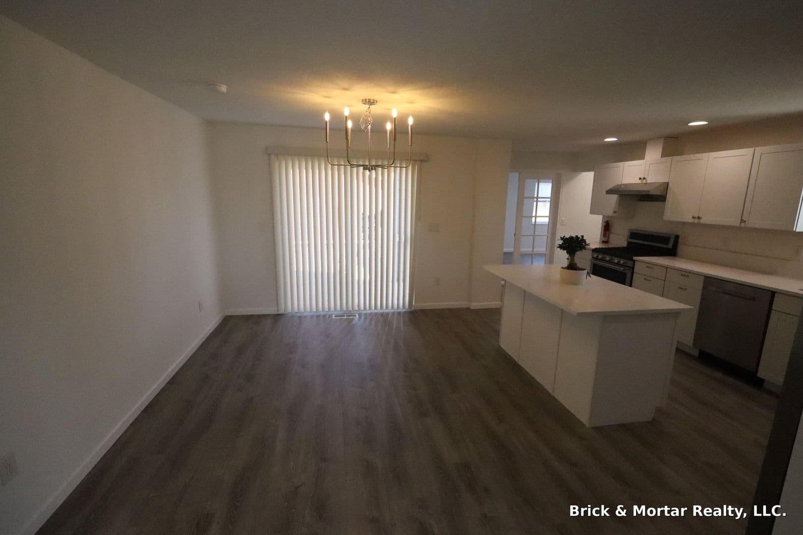 Aumsville House: 9384 Golf Club Rd