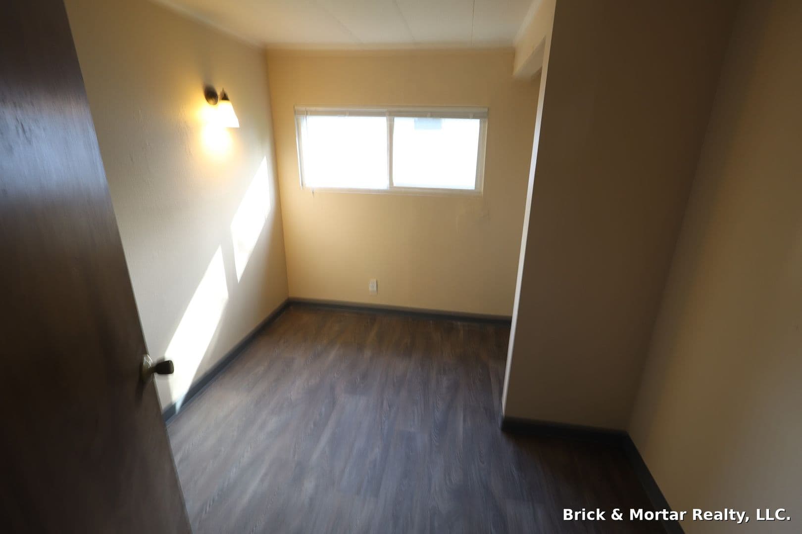 Lyons Apartment: 00640-45820 E. Lyons Mill City Dr.