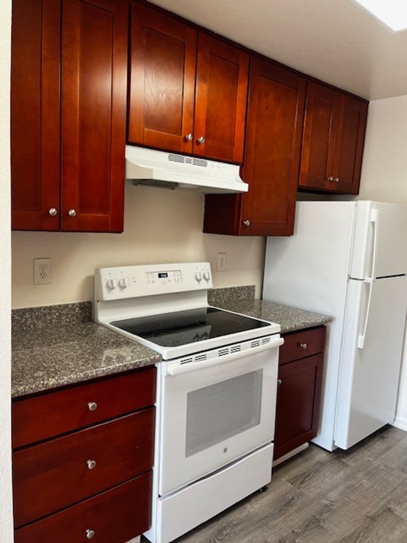 Campbell Apartment: 3555 S. Bascom Avenue