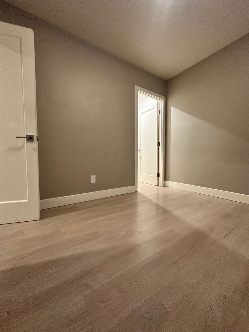 Martinez Apartment: 1131 Warren St & 1524 Willow - 1534 Willow #D