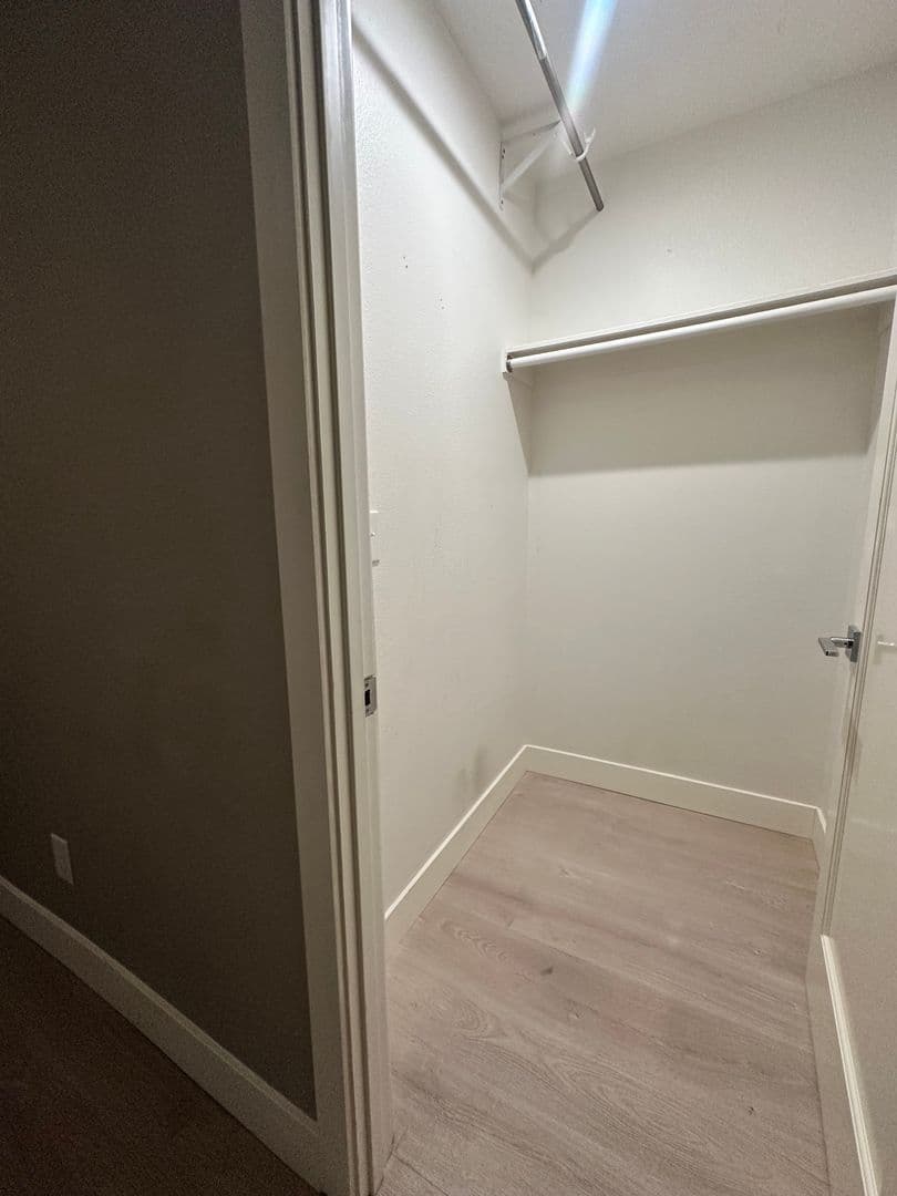 Martinez Apartment: 1131 Warren St & 1524 Willow - 1534 Willow #D