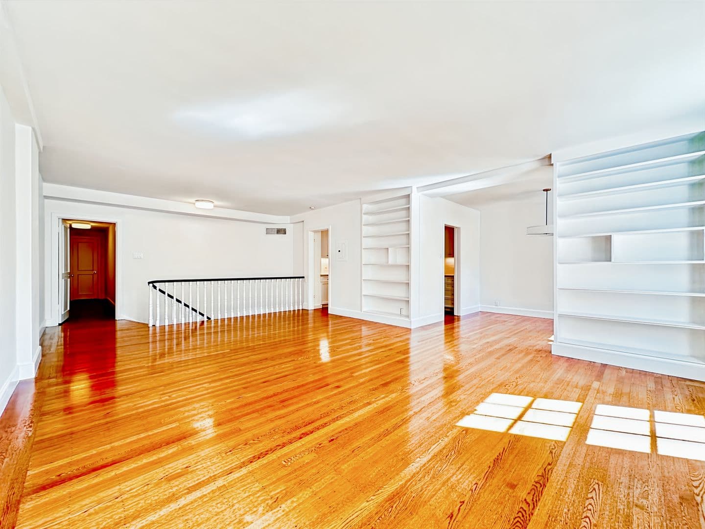 San Francisco Condo: 2999 Pacific Ave