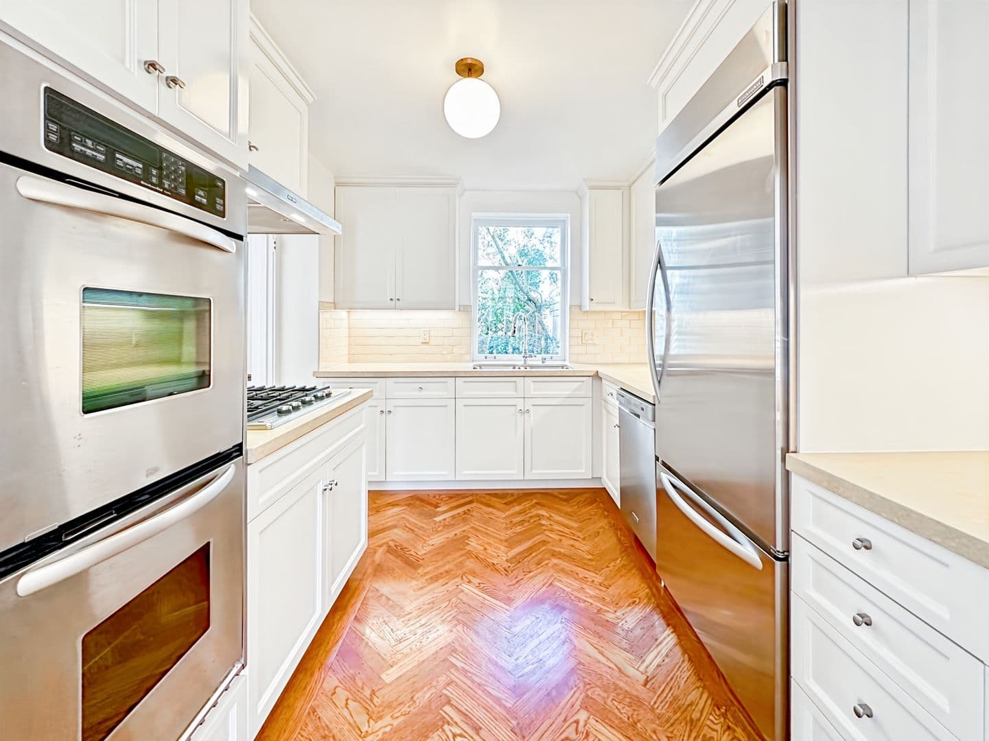 San Francisco Condo: 2999 Pacific Ave