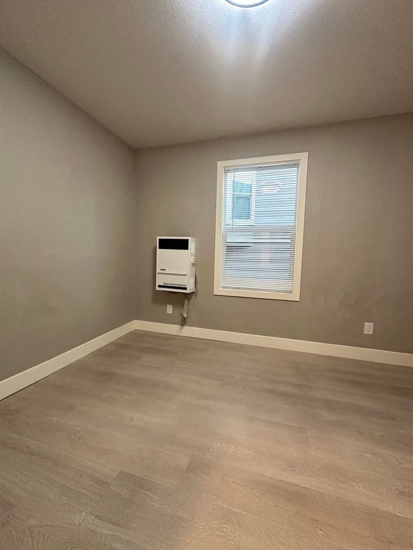 Martinez Apartment: 1131 Warren St & 1524 Willow - 1534 Willow #D