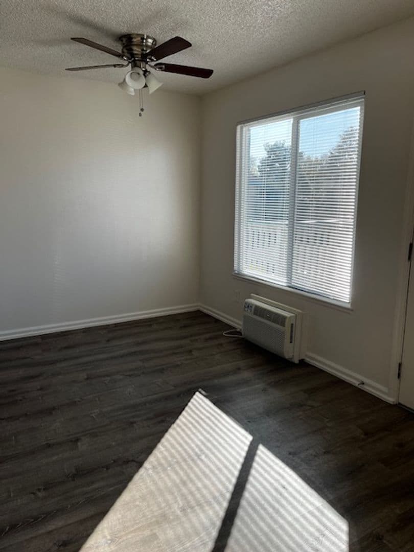 Campbell Apartment: 3555 S. Bascom Avenue