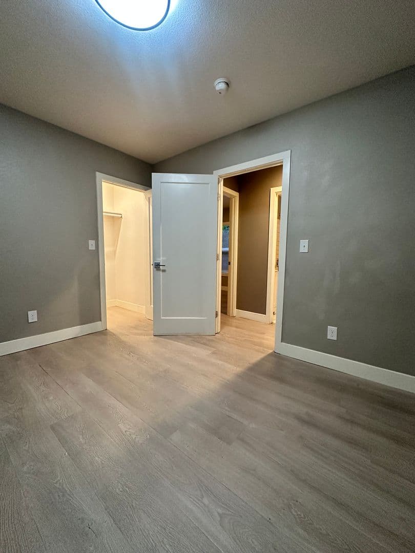 Martinez Apartment: 1131 Warren St & 1524 Willow - 1534 Willow #D