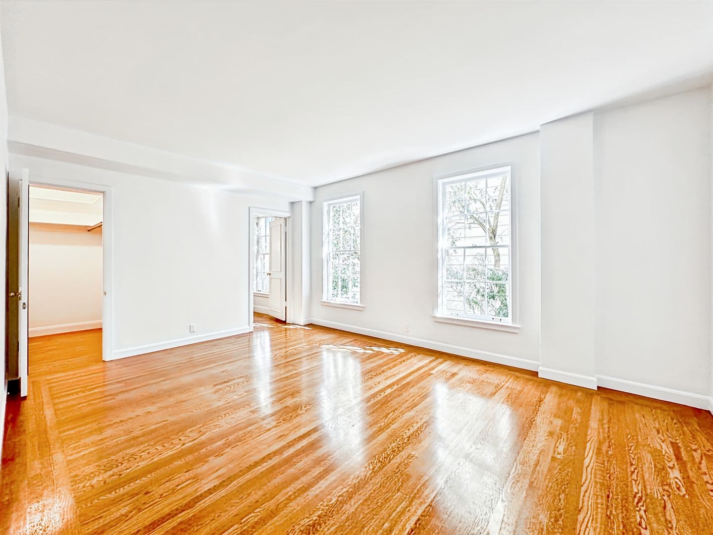 San Francisco Condo: 2999 Pacific Ave