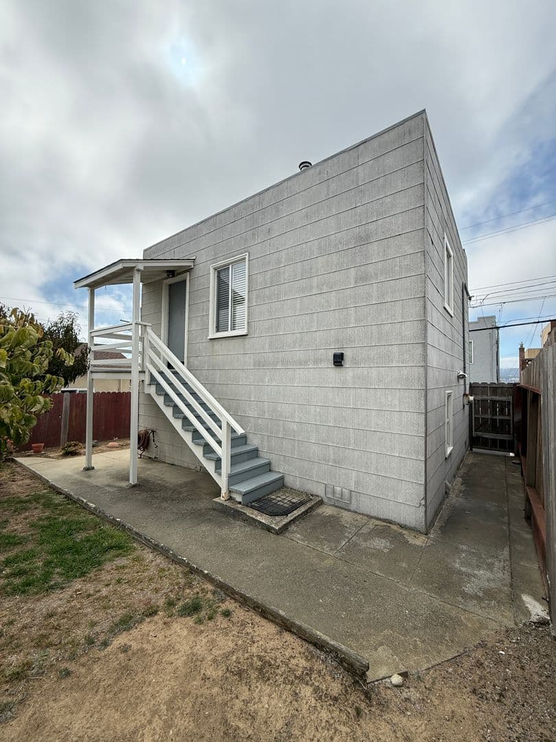 South San Francisco House: 622 Tamarack Lane