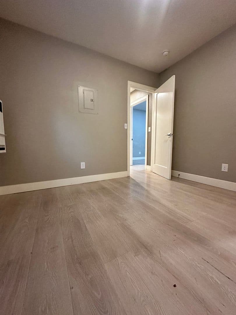 Martinez Apartment: 1131 Warren St & 1524 Willow - 1534 Willow #D