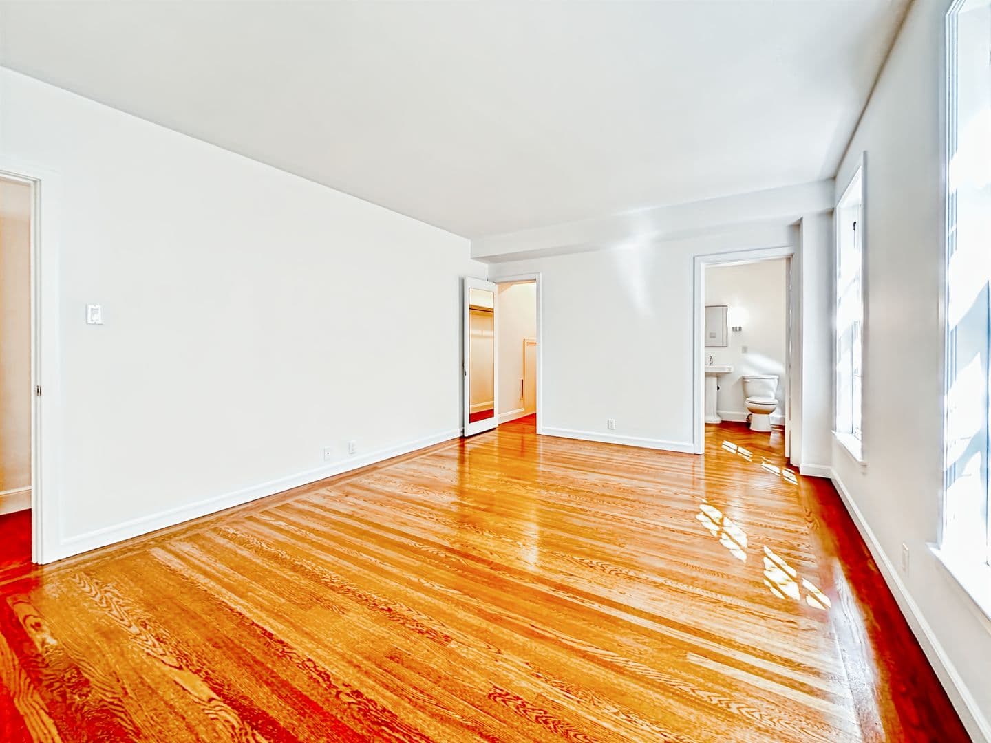 San Francisco Condo: 2999 Pacific Ave