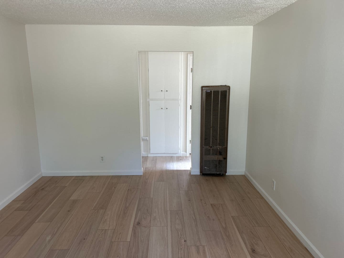 West Sacramento Apartment: 630 Maple Street
