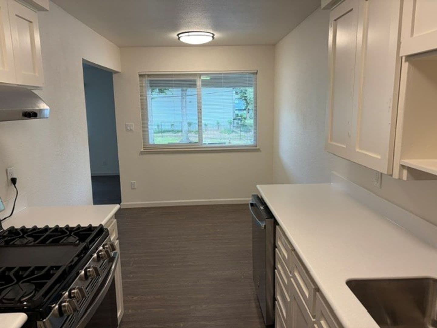 Roseville Apartment: 1813 Piedmont Way