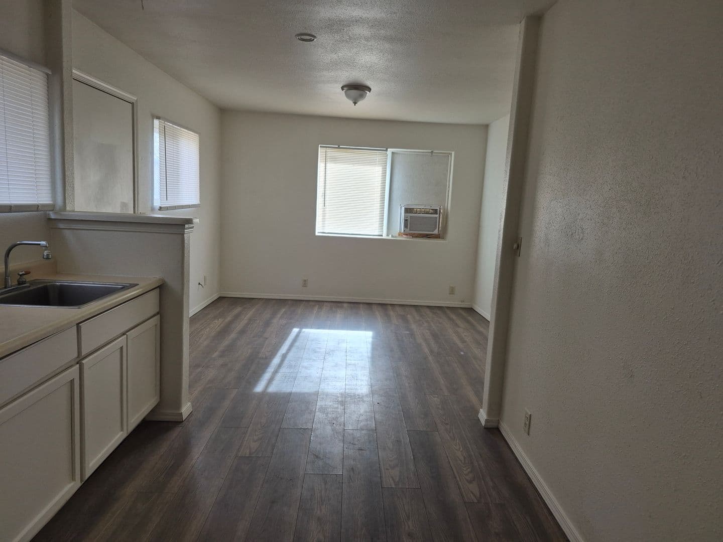 Clearlake Apartment: 5735 Old Hwy 53