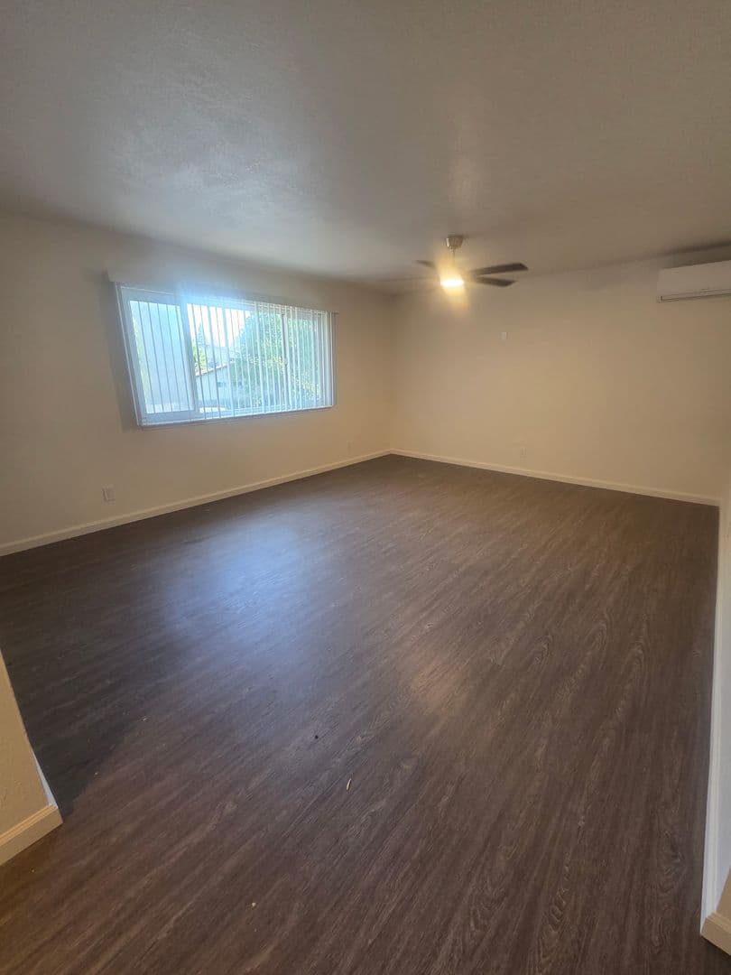 Roseville Apartment: 1813 Piedmont Way