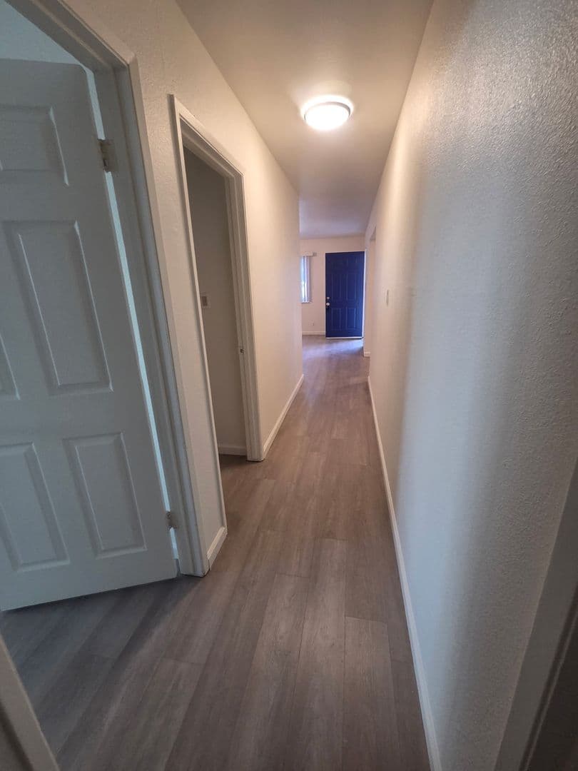 Roseville Apartment: 1813 Piedmont Way