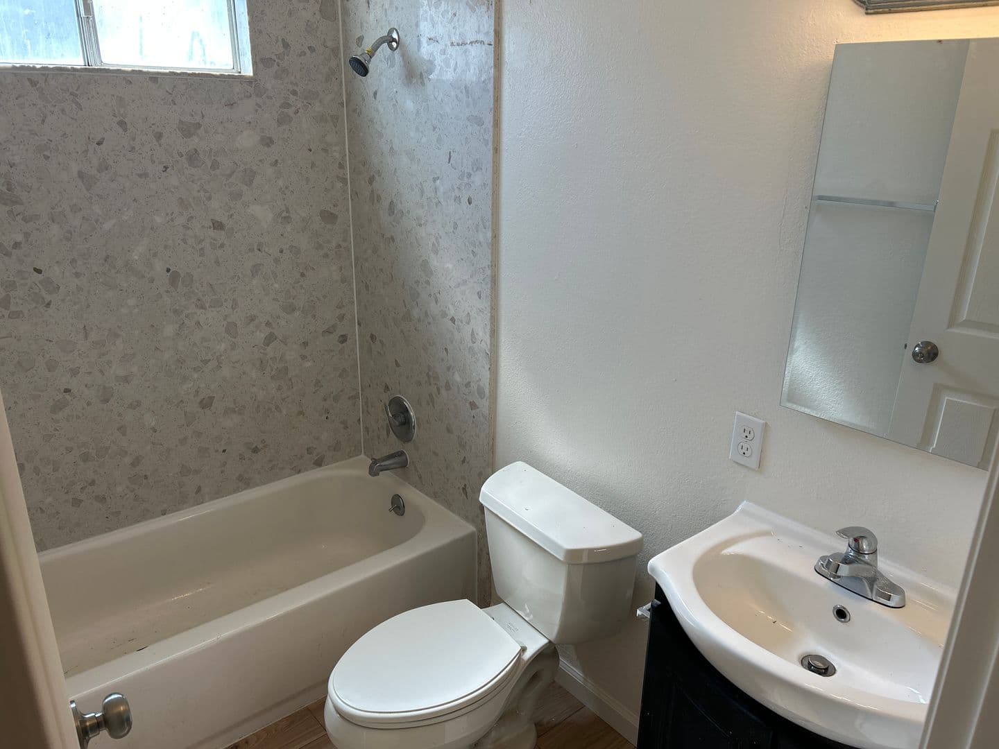 West Sacramento Apartment: 630 Maple Street