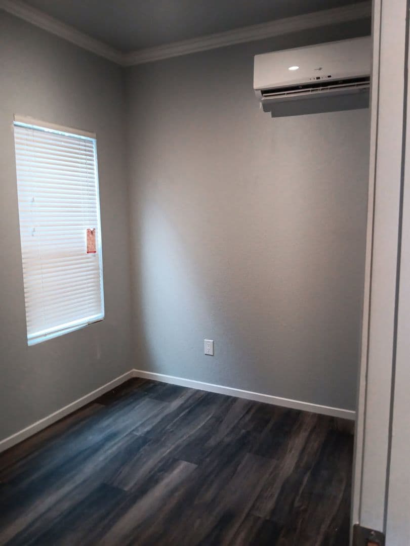 Lakeport Apartment: 2301 Beach Lane