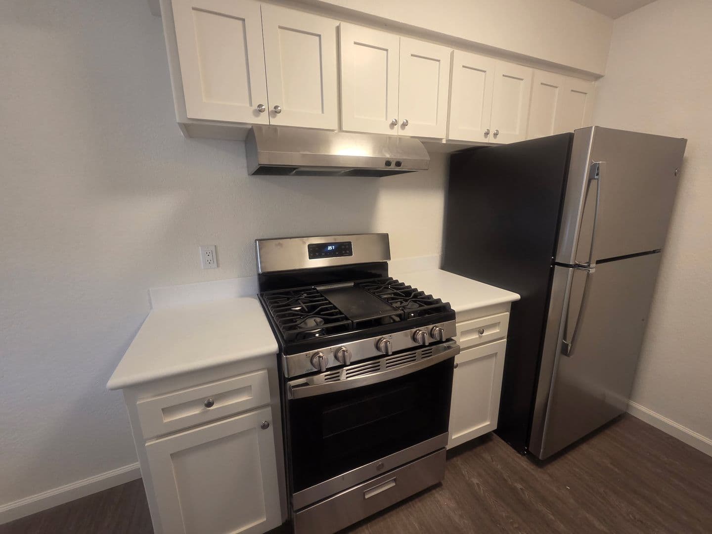 Roseville Apartment: 1813 Piedmont Way