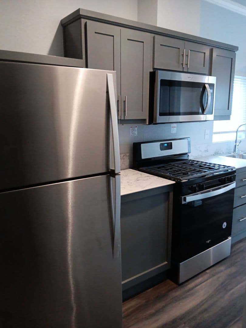 Lakeport Apartment: 2301 Beach Lane