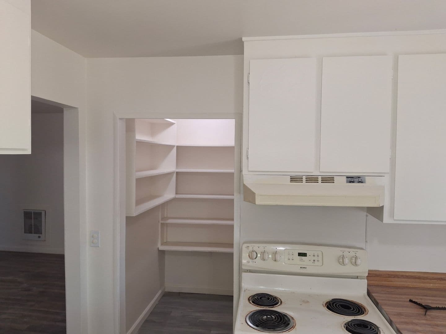 Clearlake Apartment: 5935 Old Hwy 53