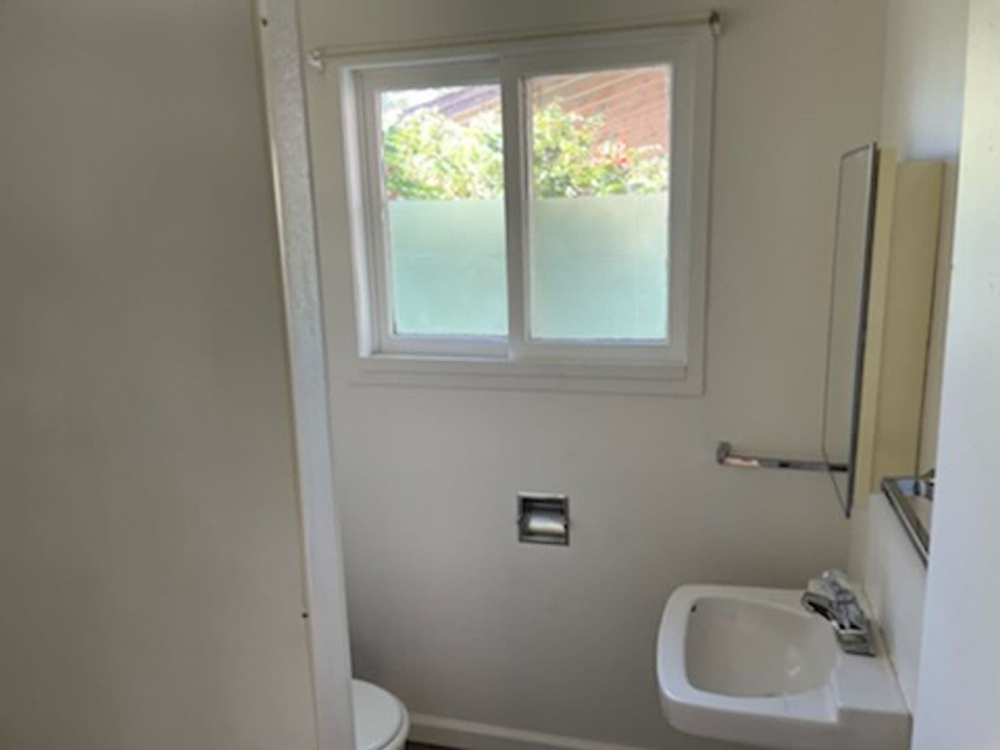 Clearlake Apartment: 5735 Old Hwy 53