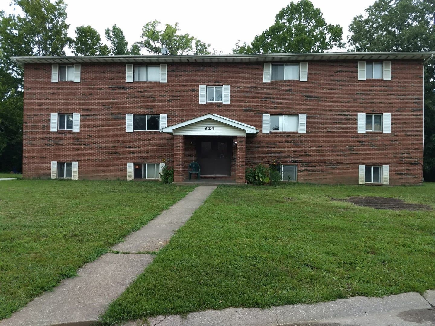 Cape Girardeau Apartment: 624 BOXWOOD