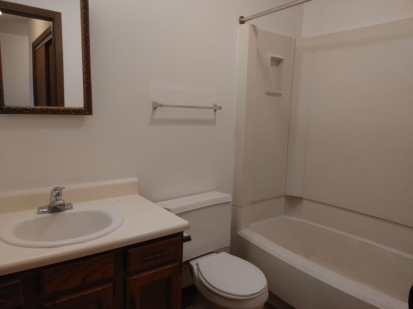 Cape Girardeau Apartment: 3006 MIMOSA