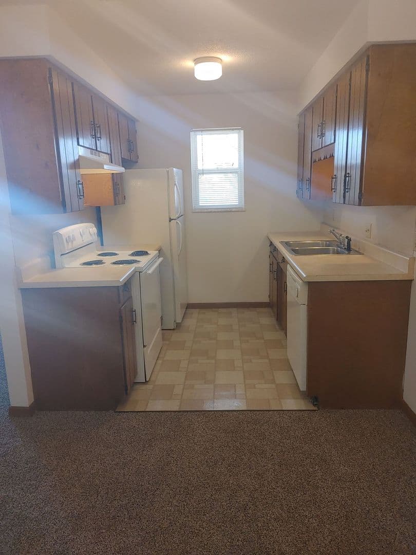 Cape Girardeau Apartment: 604 BOXWOOD