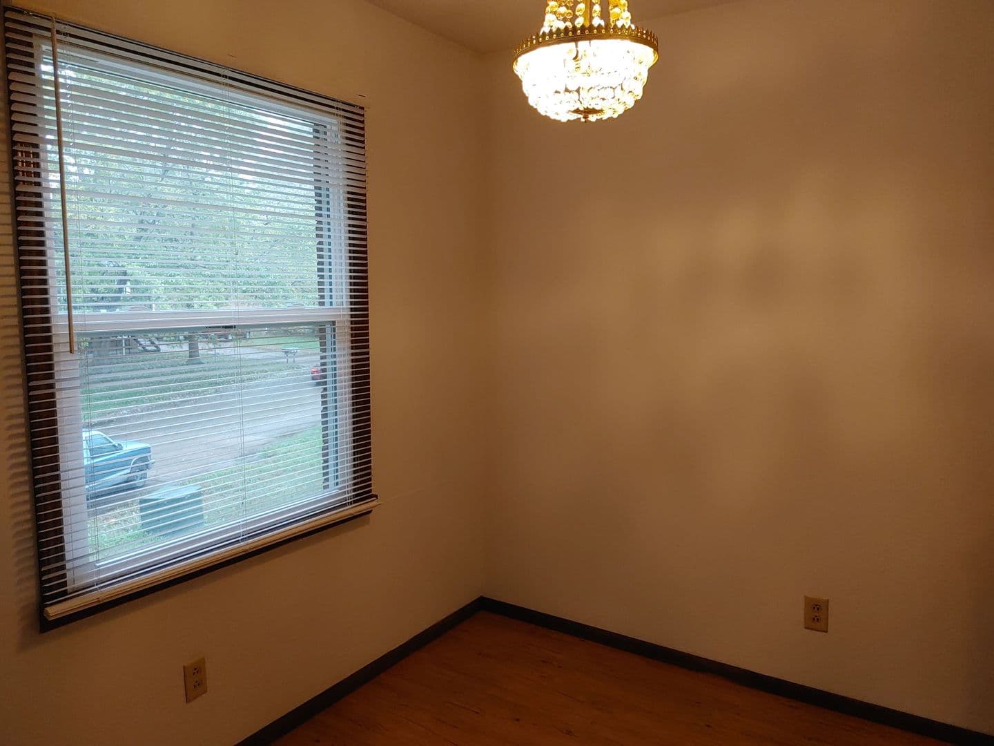 Cape Girardeau Apartment: 616 BOXWOOD